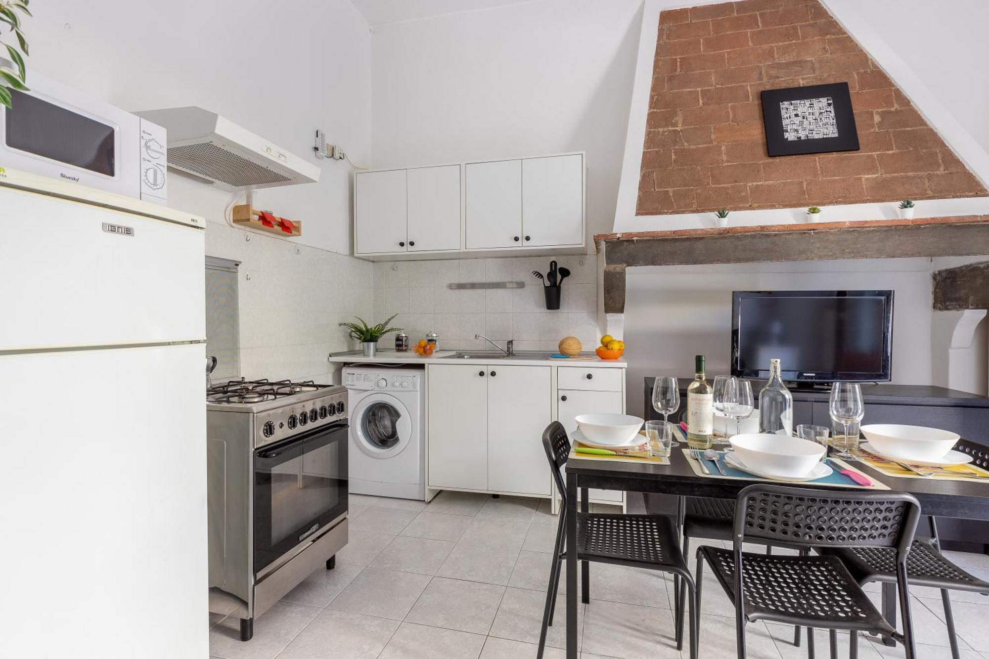 Pisa Bright Apartment Near The Airport Eksteriør billede
